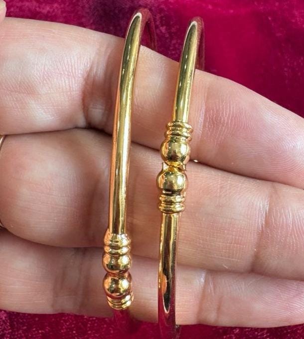 1 Gm Gold bangles